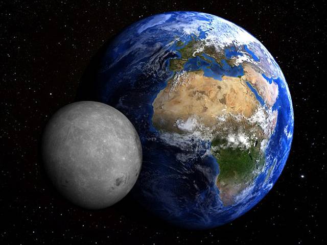 کتنے عرصے بعد چاند زمین سے آٹکرائے گا؟ سائنسدانوں نے جواب دے دیا، انتہائی تشویشناک خبر دے دی