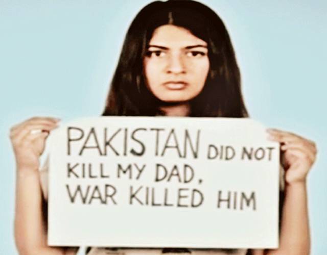 ’میرے والد کو پاکستان نے نہیں، کارگل جنگ نے مارا‘بھارت کو کھری کھری سنانے پر بی جے پی طلبہ تنظیم کے غنڈوں کی طالبہ کو اجتماعی زیادتی، قتل کی دھمکیاں