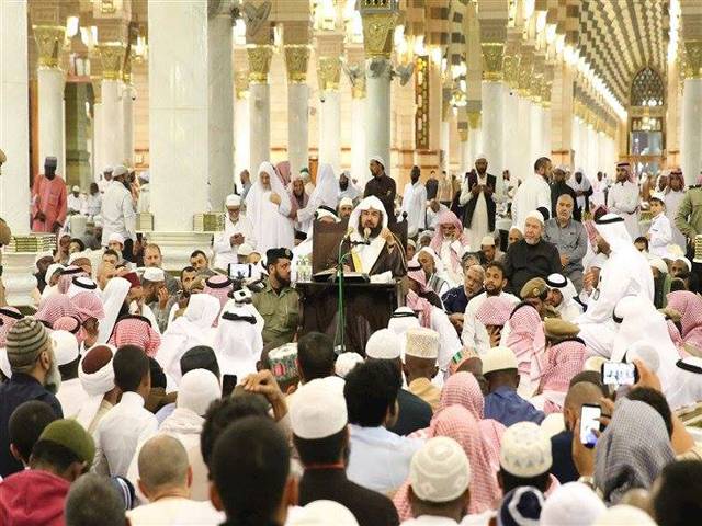 امام کعبہ شیخ عبدالرحمن السدیس کیلئے تاریخی اعزاز، زندگی میں پہلی مرتبہ مسجد نبوی میں نماز جمعہ پڑھائیں گے