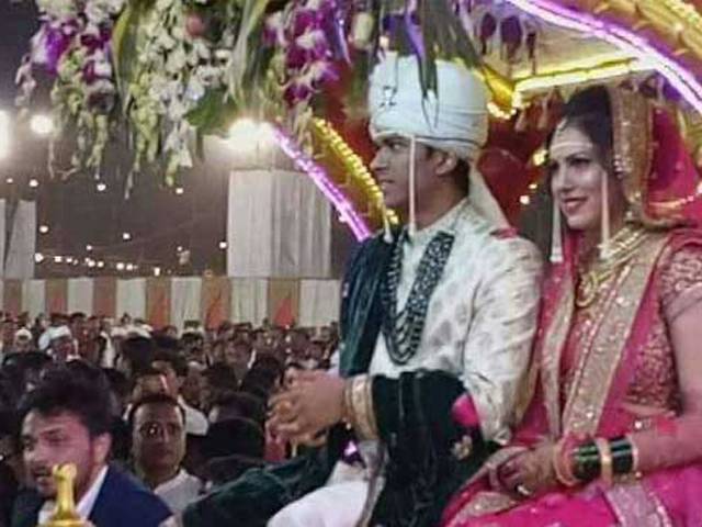 بھارتی سیاستدان کے بیٹے کی شاہانہ شادی، 30 ہزار مہمان