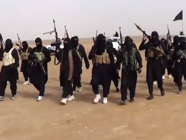 داعش کے شدت پسندوں نے تکریت میں ہلہ بولتے ہوئے پولیس کرنل اور 14 اہلکاروں سمیت 31 افراد کو ہلاک کر دیا 