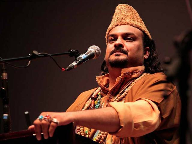 شہید قوال امجد صابری کے اہل خانہ نے پاکستان چھوڑ کر لندن جانے کا فیصلہ کر لیا