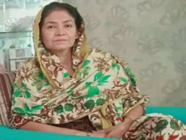 پاکستانی ڈراموں کی سینئر اداکارہ فرح زیبا انتقال کرگئیں