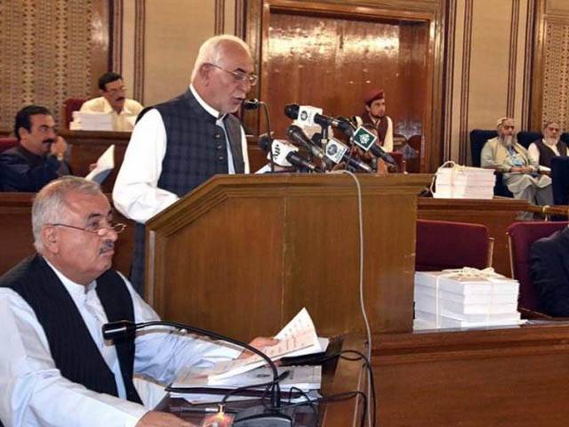 بلوچستان کا مالی سال 2017-18کا 3کھرب 28ارب کا بجٹ پیش کر دیا گیا 