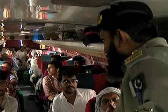 کراچی میں اضافی کرایہ لینے والے ٹرانسپورٹرز کو جرمانے،مسافروں کو رقم واپس