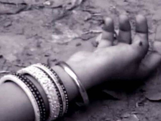  غیرت کے نام پر دو خواتین سمیت 3 افراد قتل