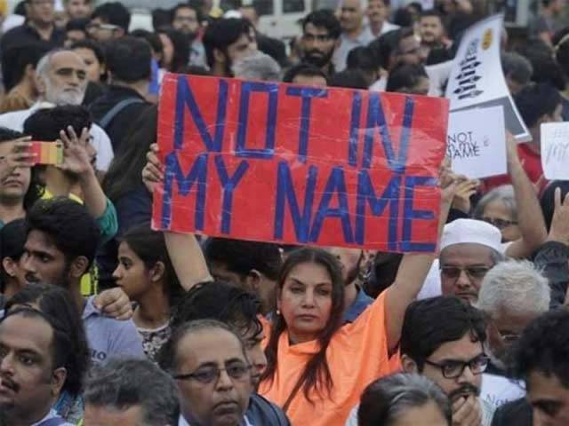بھارتی اداکار مظلوم مسلمانوں کی حمایت میں سڑکو ں پر نکل آئے 