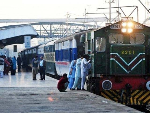 ٹرین ڈرائیورز کا مطالبات منظور ہونے تک پہیہ جام ہڑتال کرنے کا اعلان 