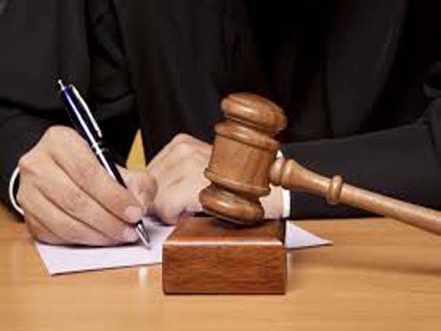 غیرملکی کرنسی اور جعلی نوٹ رکھنے پر7مجرموں کو 5،5سال قید اور 10،10ہزار روپے جرمانے کی سزا سنا دی گئی