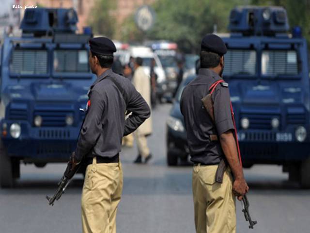 سابق وزیراعظم نواز شریف کی لاہور آمد سے قبل سکیورٹی کیلئے دوسرے شہروں سے پولیس طلب