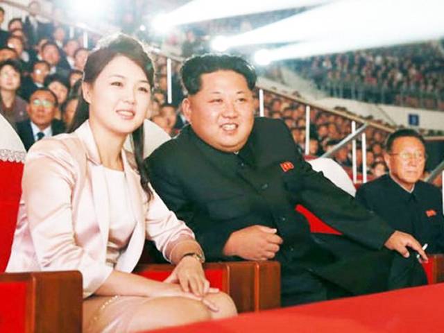 شمالی کوریا کا ایک اور میزائل تجربہ، تیسری جنگ عظیم کسی بھی وقت شروع ہونے کو لیکن ساتھ ہی شمالی کوریا کے سربراہ کی بیگم کے ساتھ ایسا کام ہوگیا کہ پورے ملک میں جشن شروع ہوگیا