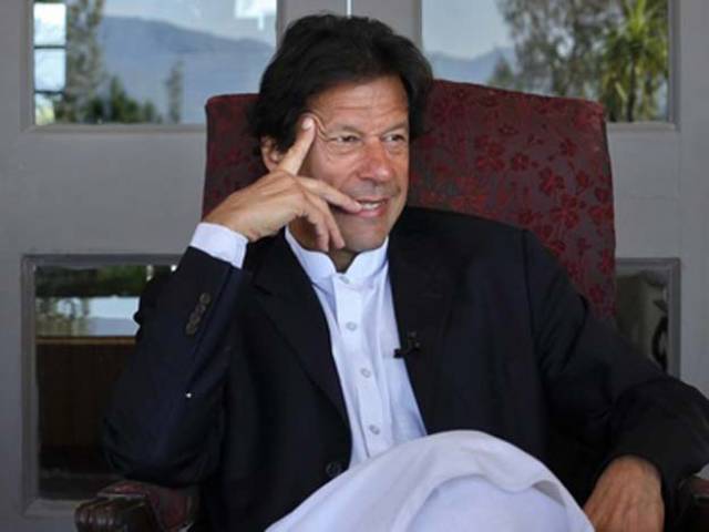 پاکستان تحریک انصاف کے چیئرمین عمران خان نے ایسی ویڈیو شیئرکردی کہ سوشل میڈیا پر طوفان امڈ آیا 
