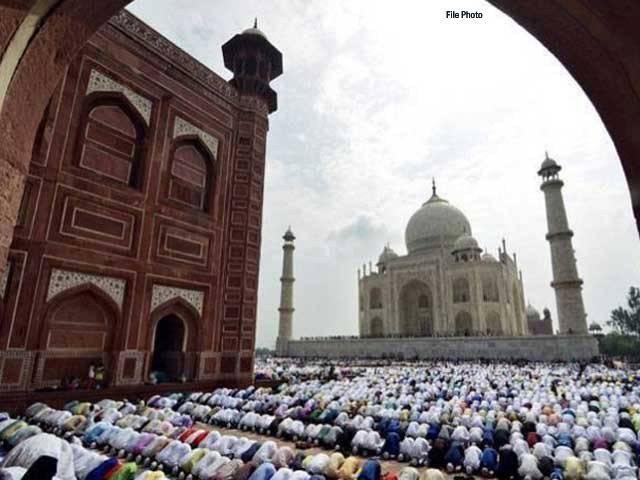 ہندوں کا تاج محل سے متصل مسجد میں نمازپڑھنے پر پابندی لگانے کا مطالبہ