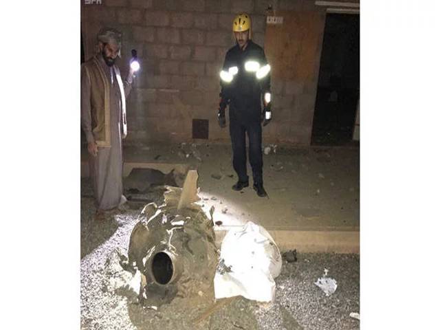 سعودی عرب میں شہری علاقے پر میزائل حملہ، ایک شخص زخمی 