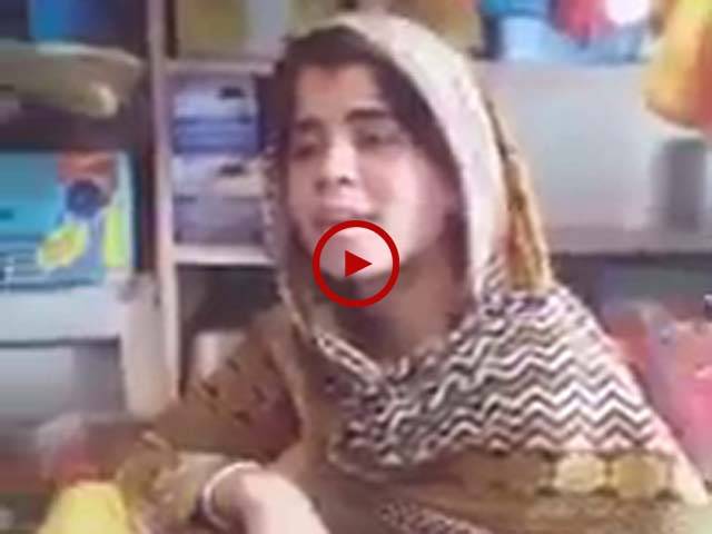 واہ کیا آواز ہے۔ اس بچی نے اپنی سریلی آواز میں ایسا گایا کہ سب سنتے ہی رہ گئے۔ ویڈیو: نزاکت علی۔ لاہور