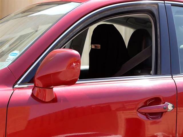 سعودی خواتین کو ڈرائیونگ سکھانے کیلئے ایک اور کیمپس مختص