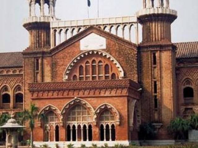لاہور ہائیکورٹ،مریم نواز کیخلاف توہین عدالت کی درخواست کی سماعت وکیل کی عدم موجودگی کے باعث20 دسمبر تک ملتوی