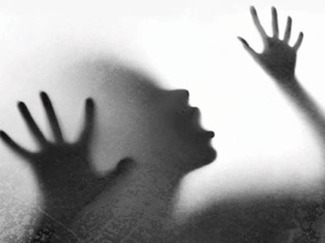 شیخوپورہ، فیروزوالہ: شادی شدہ خاتون اور لڑکے سے زیادتی