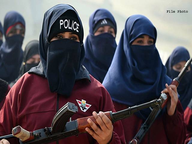 زرعی ڈائریکٹوریٹ حملے کے بعد پشاور میں ناکوں پر خواتین پولیس اہلکارتعینات