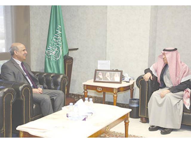 سفیر پاکستان کی سعودی وزیرمحنت و سماجی بہبود سے ملاقات