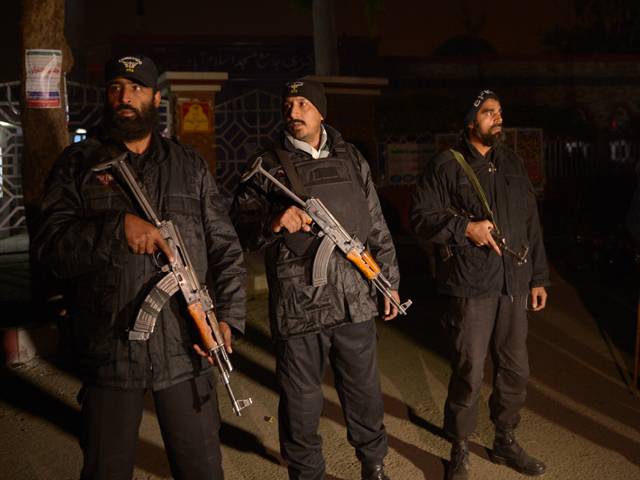پولیس کا راجن پور میں سرچ آپریشن 8مشکوک افراد گرفتار
