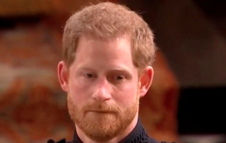 میگھن جب چرچ پہنچیں تو پرنس ہیری نے ان کی طرف کیسے دیکھا اور ان کے چہرے کے کیا تاثرات تھے؟ تصویر نے سوشل میڈیا پر دھوم مچا دی