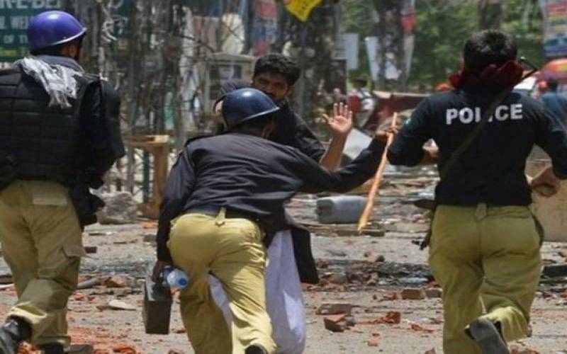سی سی پی او لاہور سانحہ ماڈل ٹاﺅن میں ملوث7انسپکٹرز کی ضلع بدری روکنے کیلئے سرگرم