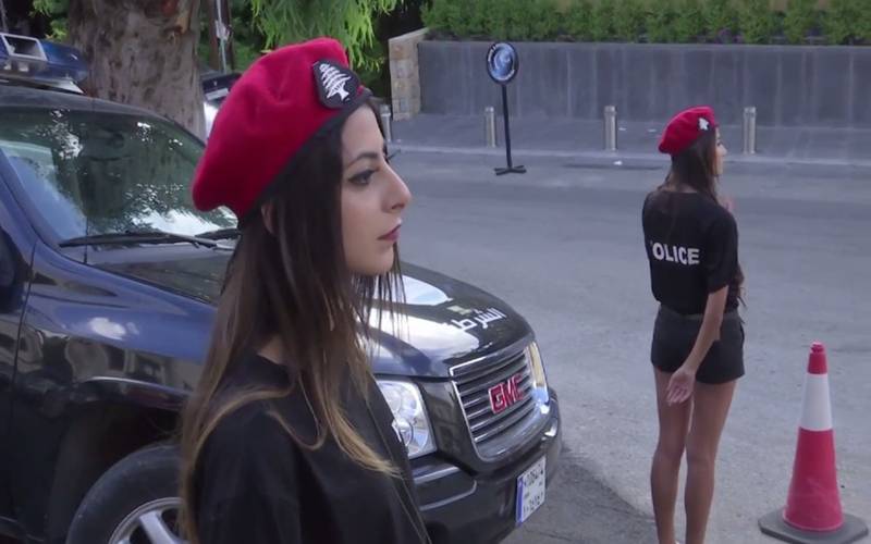 بڑے عرب ملک مسلمان ملک میں حکومت نے نیکروں کو خواتین پولیس اہلکاروں کا یونیفارم بنادیا کیونکہ ۔۔۔