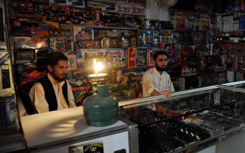 پاکستان کا وہ شہر جہاں پچھلے 16 دن سے بجلی نہیں ہے