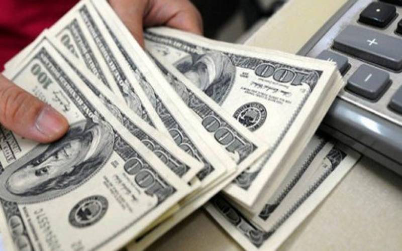 امریکی ڈالر 131 روپے کی بلند ترین سطح پر پہنچ گیا