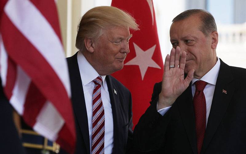 ترکی اور امریکہ کی لڑائی، طاقتور اسلامی ملک ترکی کے لیے میدان میں آ گیا، طیب اردگان پر ڈالروں کی بارش کر دی