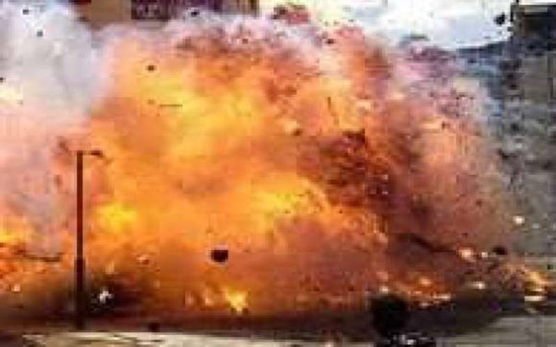 خیبر میں بم ناکارہ بنانے والی گاڑی کے قریب دھماکہ