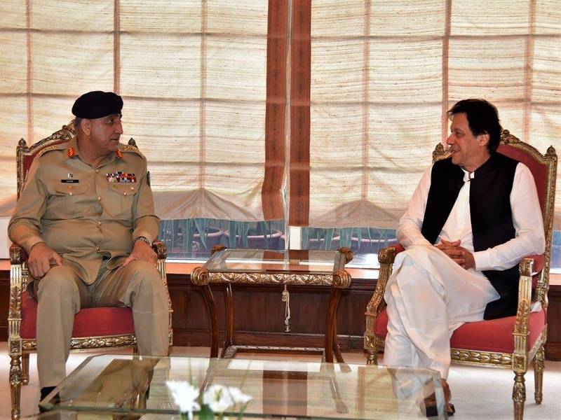 وزیراعظم عمران خان سے آرمی چیف جنرل قمر جاوید باجوہ کی ملاقات،سلامتی کی صورتحال پر تبادلہ خیال