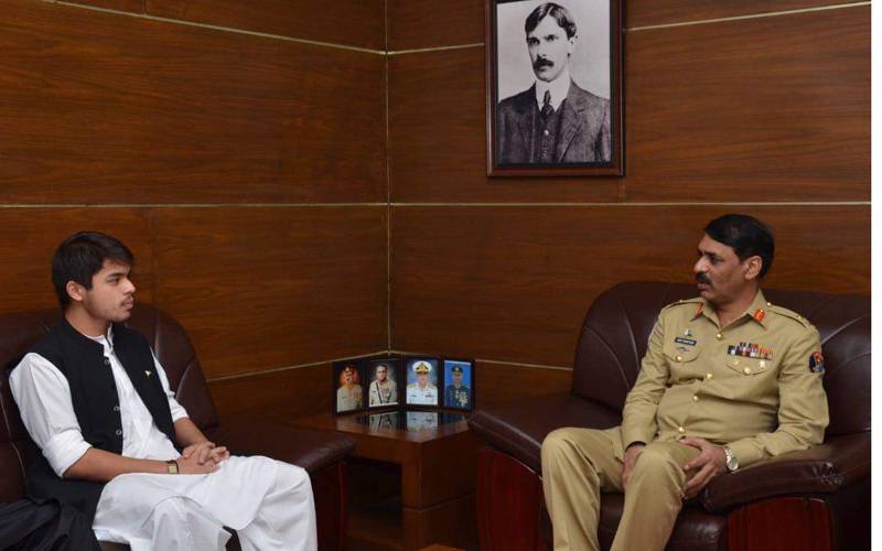 شہید سراج رئیسانی کے صاحبزادے نواب زادہ جمال خان رئیسانی کی ڈی جی آئی ایس پی آر میجر جنرل آصف غفور سے ملاقات