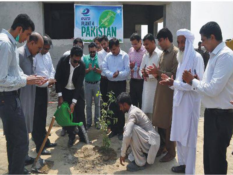 یورو آئل پرائیویٹ لمیٹڈ کاشجر کاری مہم میں 50 ہزار پودے لگا نے کا اعلان ، شجر کاری کی قومی مہم میں ہر پاکستانی کو حصہ ڈالنا چاہئے: سید سہیل احمد