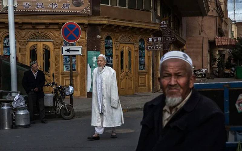 مسلمانوں کی وجہ سے امریکہ نے چین پر پابندیاں لگانے کی دھمکی دے دی، سب سے حیران کن خبر آگئی