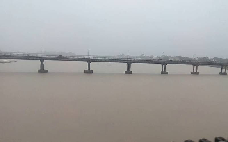 دریائے ستلج اور راوی میں اونچے درجے کے سیلاب کا خدشہ،ہنگامی صورتحال سے نبٹنے کے لئے الرٹ جاری