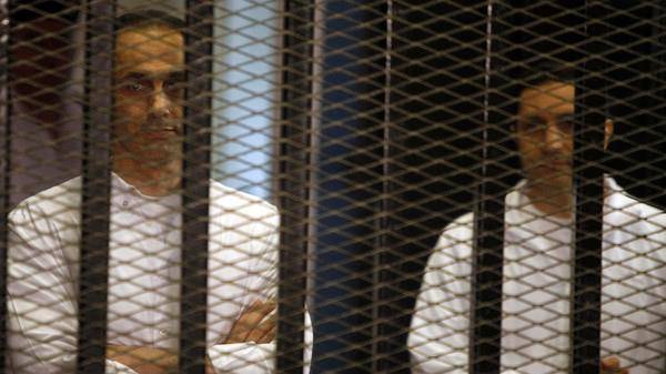 کرپشن کیس : مصری عدالت نے حسنی مبارک اور بیٹوں کی سزا ختم کرنے کی درخواست مسترد کر دی