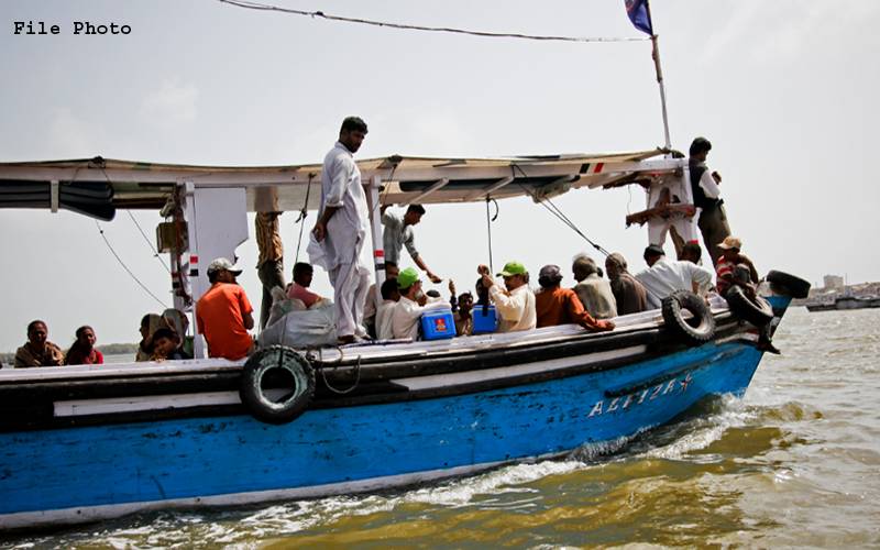 دریائے سندھ میں کشتی الٹ گئی، خاتون اور تین بچے ڈوب کر جاں بحق ، 20 افراد کو بچالیا 