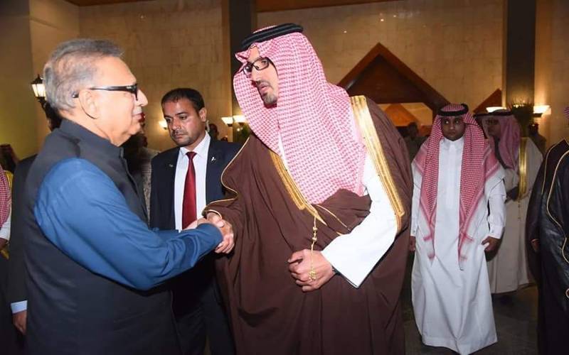 صدر مملکت ڈاکٹر عارف علوی سعودی عرب کے دورے پر مدینہ منورہ پہنچ گئے