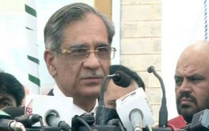 چیف جسٹس پاکستان میاں ثاقب نثارمٹھی پہنچ گئے،سول ہسپتال کا دورہ،آر او پلانٹ سے متعلق بریفنگ دی گئی