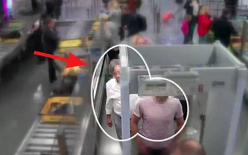 ائیرپورٹ پر سامان کی سکیننگ کے دوران آدمی ساتھی مسافر کے 12 لاکھ روپے اُٹھا کر لے گیا، ویڈیو دیکھ کر یقین نہ آئے ائیرپورٹ پر بھی ایسا ممکن ہے 