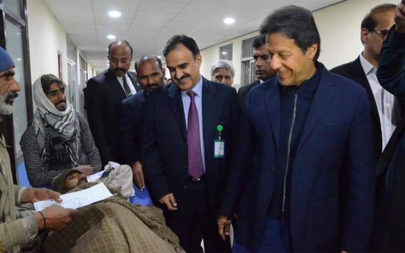 وزیراعظم عمران خان کا پمز ہسپتال کا اچانک دورہ،بہتر انتظامات پر ہسپتال انتظامیہ کی تعریف