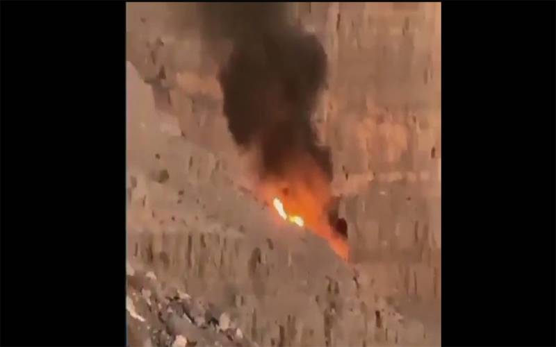 ویڈیو، متحدہ عرب امارات کی ریاست میں راس الخیمہ میں ہیلی کاپٹر گر کر تباہ،4 افراد جاں بحق