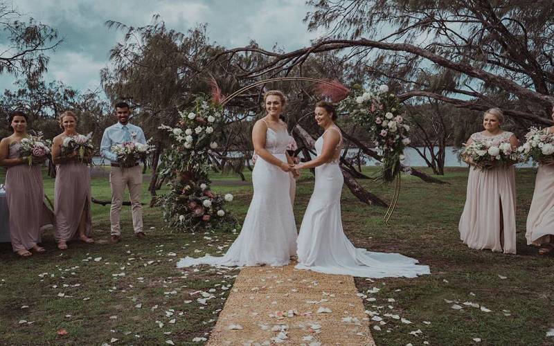 آسٹریلیا اور نیوزی لینڈ کی 2ہم جنس پرست فاسٹ باﺅلر ز نے آپس میں شادی کرلی