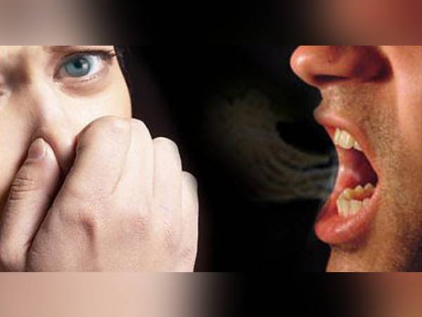 منہ کی بد بو سے نجات پانے کا آسان ترین نسخہ