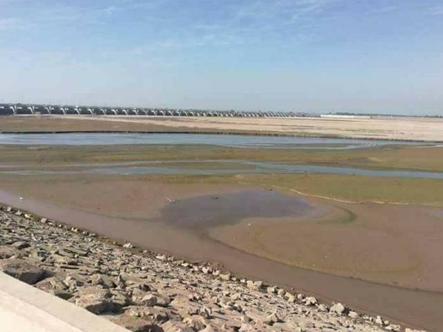 بھارت نے دریائے چناب کا مزیدپانی مقبوضہ کشمیر میں بگلیہارڈیم پر روک لیا