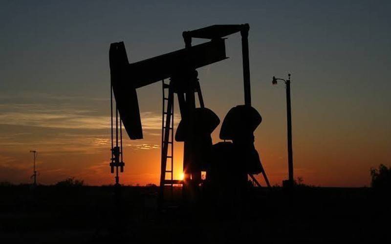 مشرق وسطیٰ میں کشیدگی کم ہونے سے تیل کی قیمت گرگئی