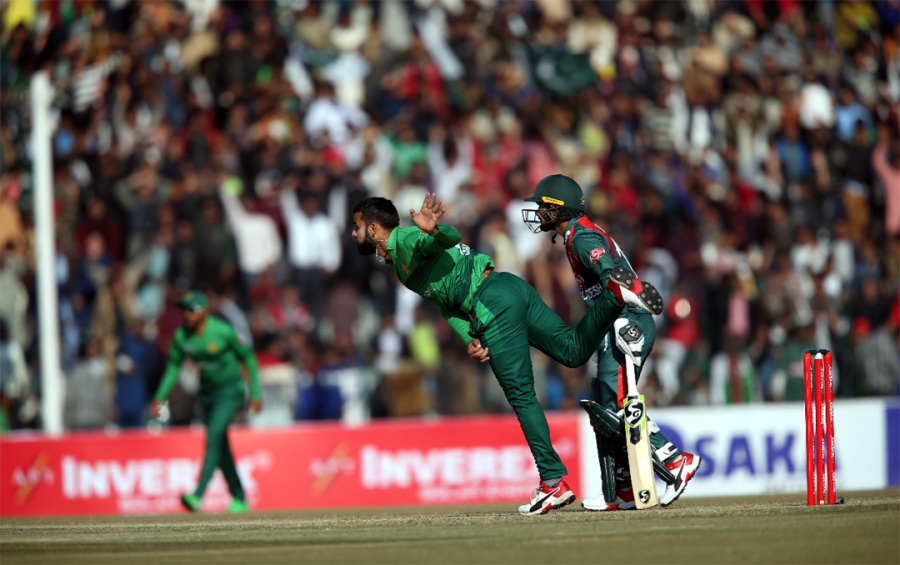 پہلا ٹی 20، بنگلہ دیش نے پاکستان کو جیت کیلئے 142 رنز کا ہدف دیدیا