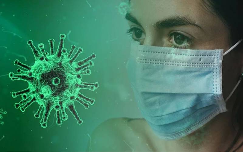 کیا کورونا وائرس آنکھوں کے راستے جسم میں داخل ہوسکتا ہے؟ ماسکس کے پیچھے دوڑتے لوگوں کو سائنسدانوں نے انتہائی خطرناک خبر سنادی